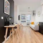 Atrium Promenada Goclaw By Renters * Βαρσοβία