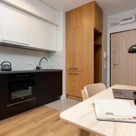 Atrium Promenada Goclaw By Renters *